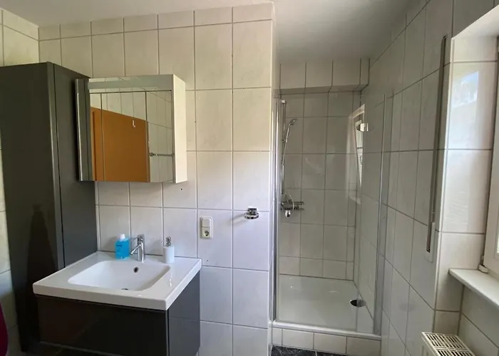 Alexa Am Dhronbach 诺伊马根-德赫龙